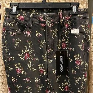 Driftwood black denim with floral print.